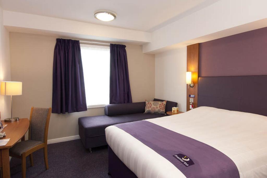 Premier Inn Edinburgh Dalkeith Room photo